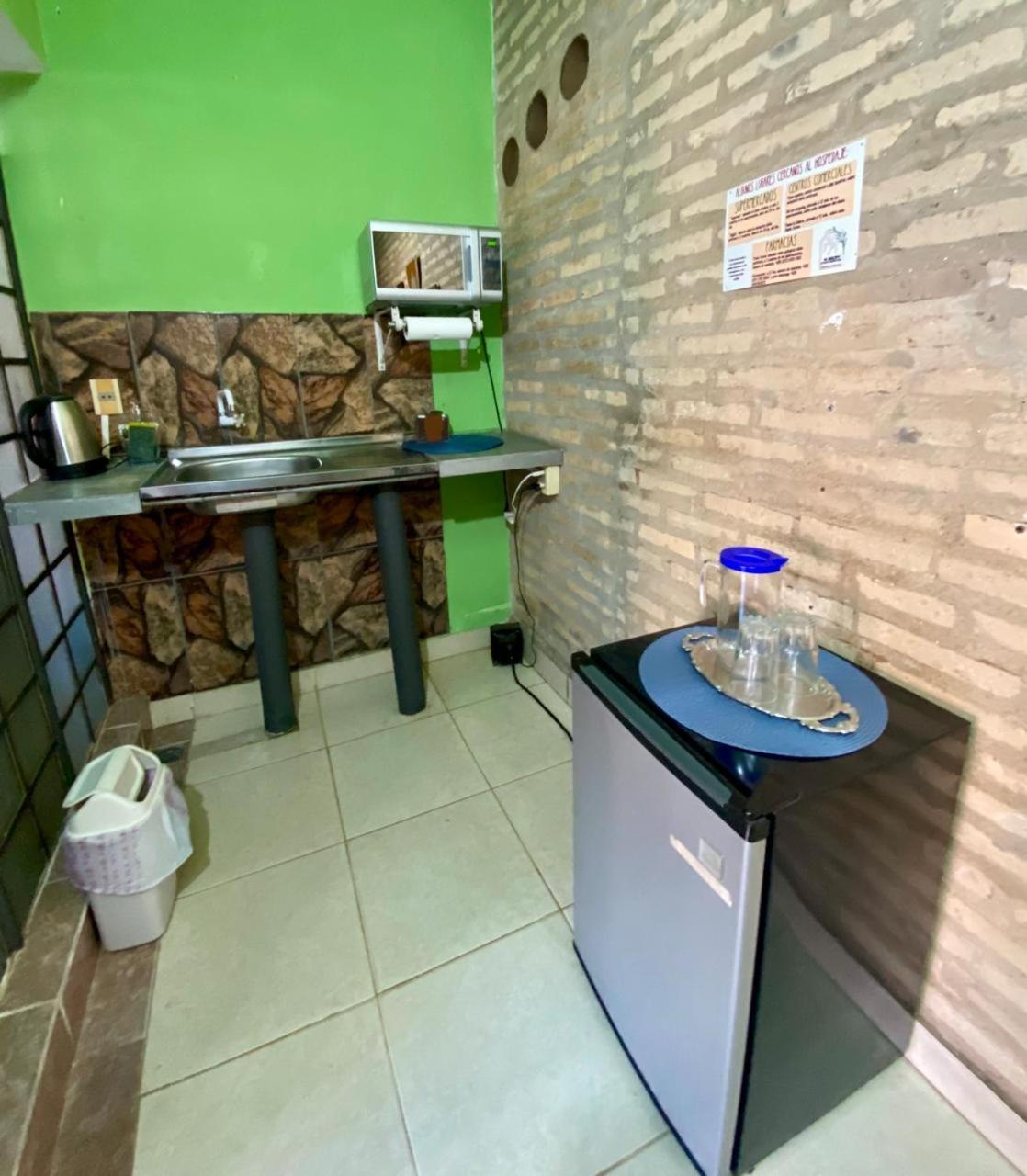 Mangoty Apartamento Luque Exterior foto